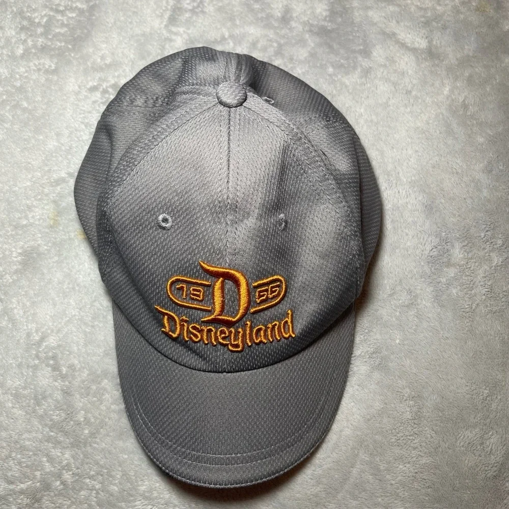 Disney Parks Disneyland Hat Adult Grey Mesh Performance Baseball Cap Adjustable